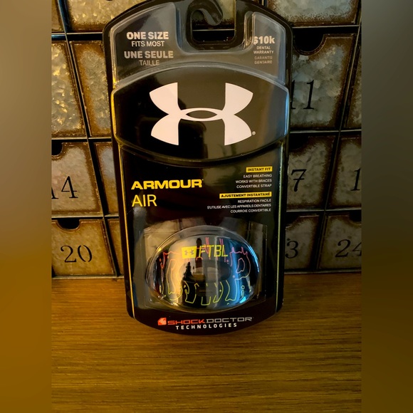 Under Armour mouthpiece - Picture 1 of 4